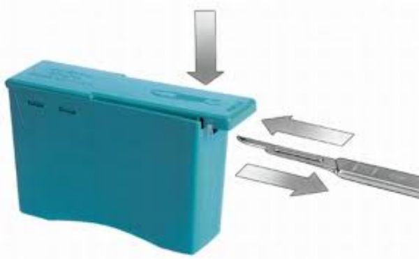 Carl Martin Skalpellblad boks 874, 1 stk